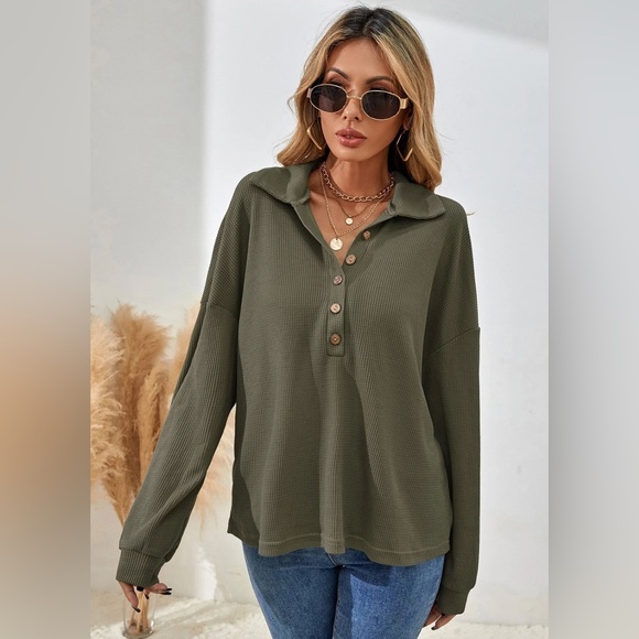 SHEIN long sleeve half button drop shoulder tee in army green size small - Picture 2 of 7